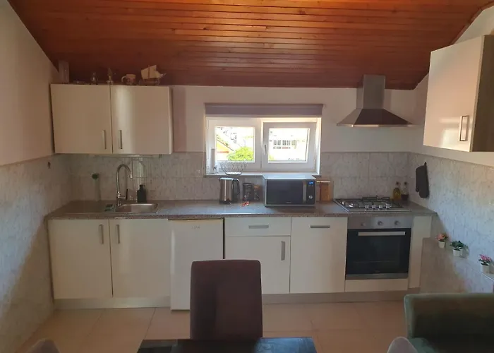 Rose- Center&parking Apartament *