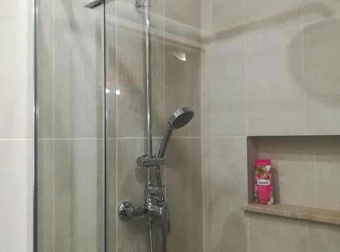 Rose- Center&parking * Szybenik