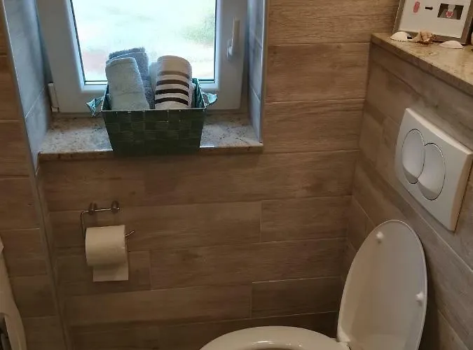 Rose- Center&parking Szybenik